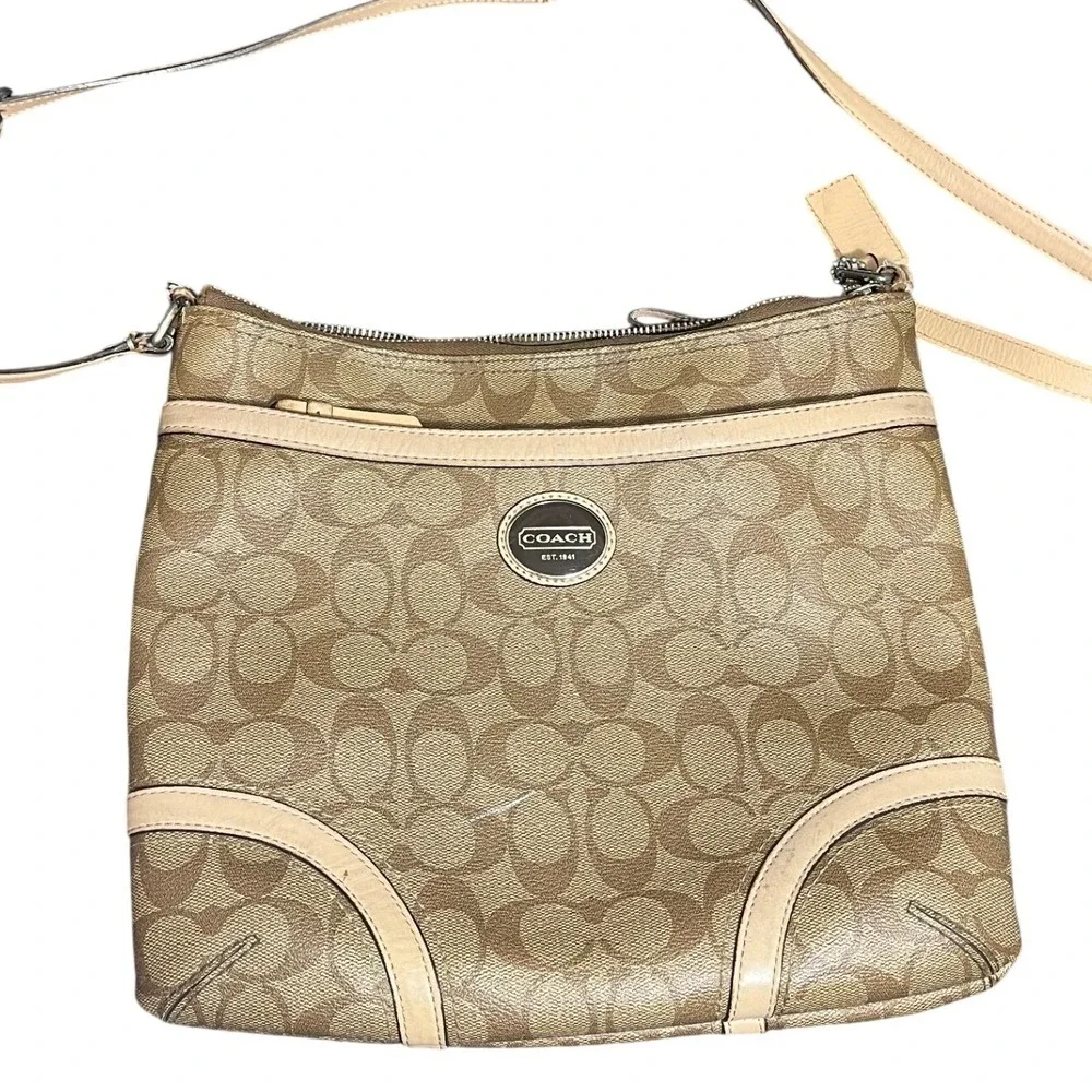Coach Signature Peyton File Shoulder/Crossbody Bag Tan Cream #F18926 Womens